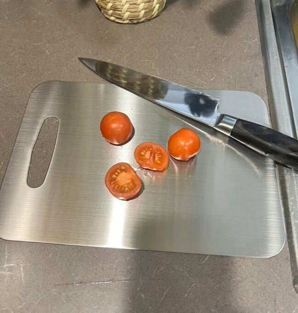 KatuChef Titanium Cutting Board 3